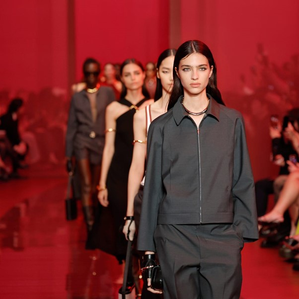 Milan Fashion Week’s Standout Moments: Tod's, Gucci, and Versace Set the Tone for Effortless Style
